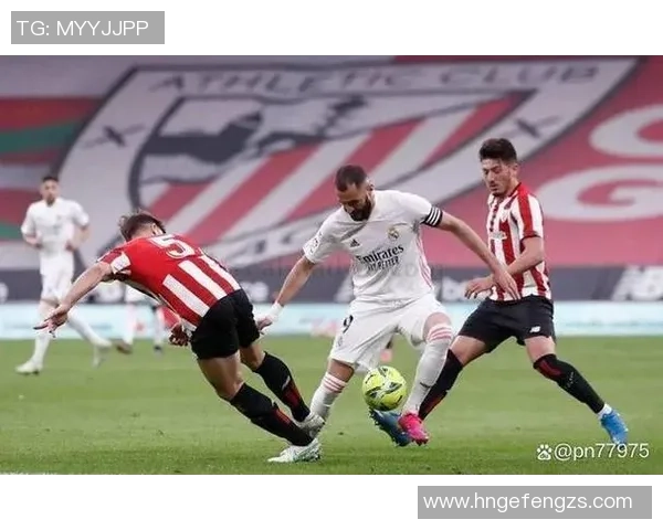 武汉排球队在世界杯预选赛中的团队协作表现分析与点评